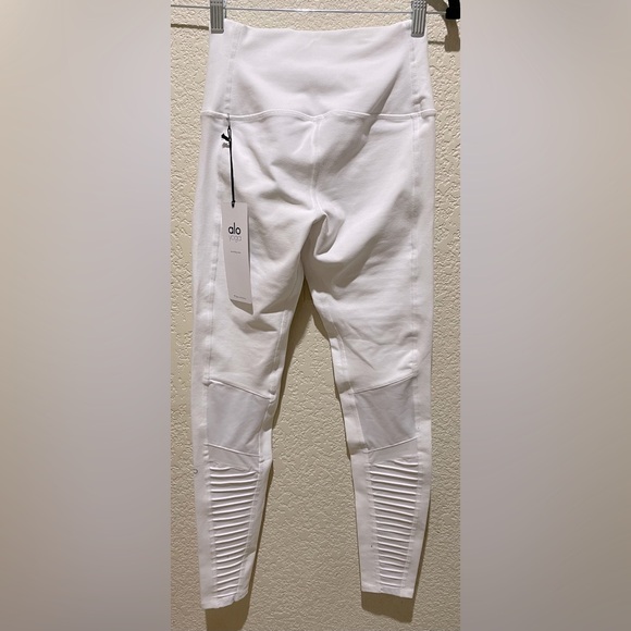 NWT Alo Yoga High Waist Moto Leggings White White Glossy Size S - Picture 5 of 8